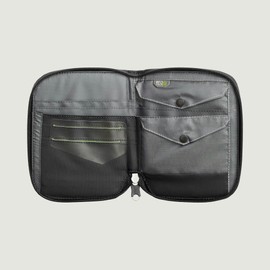 Kathmandu Small Departure RFIDtech Wallet v2 AntiScan Travel Safe Money/Bank Men's Black