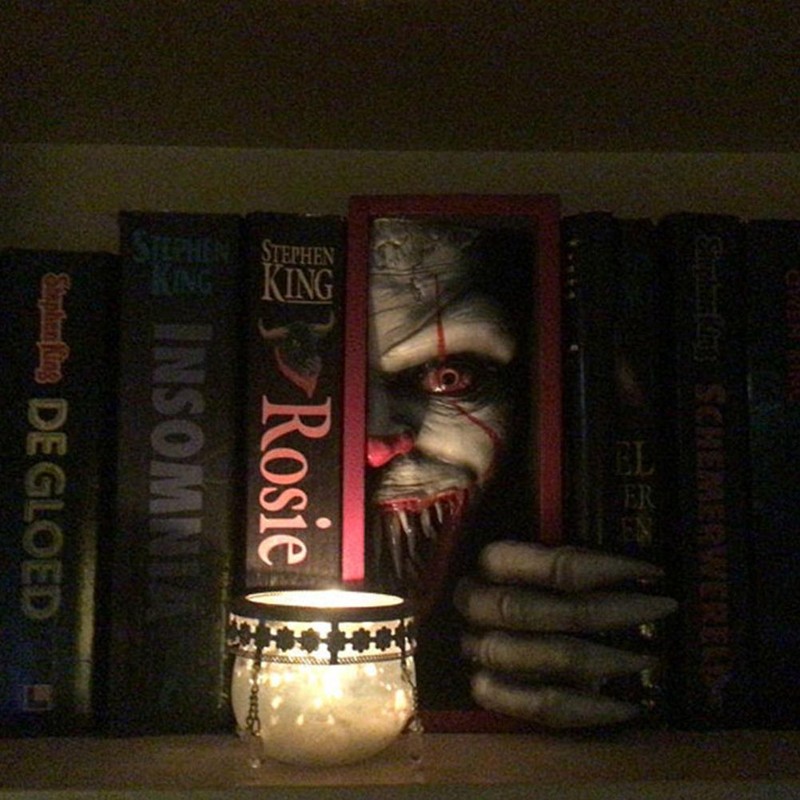 Monster on The Bookshelf Resin Decor Bookstand Resin Sculpture Ornaments
