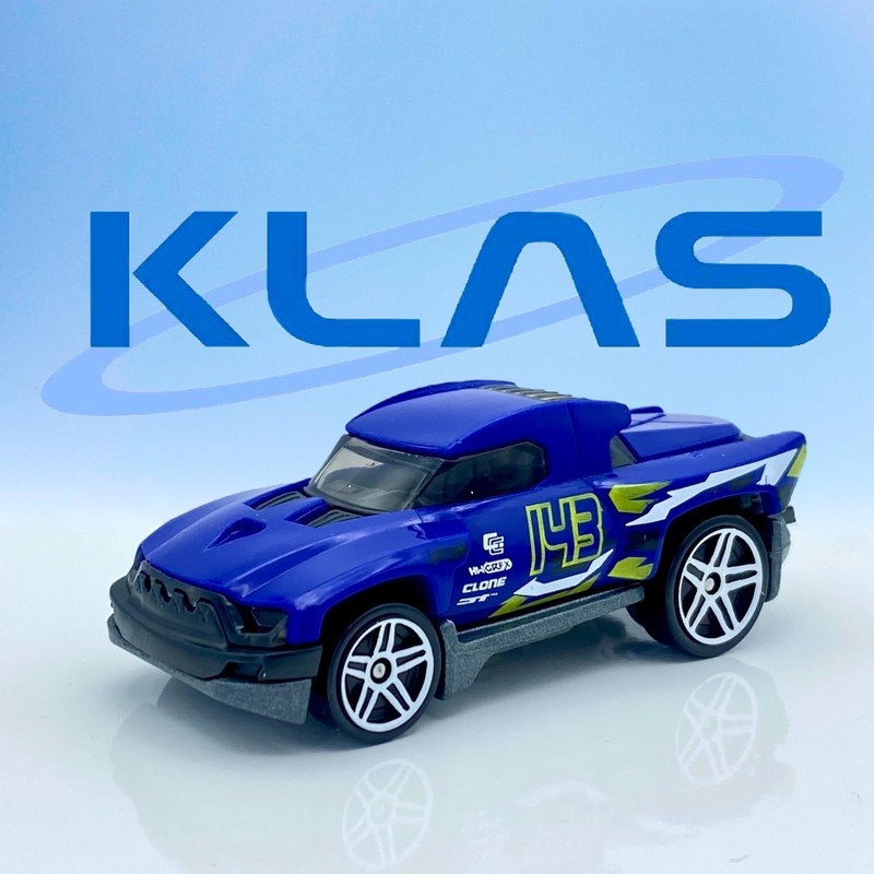 Hot Wheels Terra-Tracktyl (Blue, Yellow & White Let's Race) 1/5