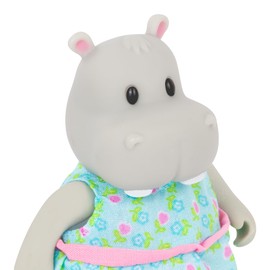 Li'l Woodzeez – The Riverdipper Hippo Family – Set of 4 Collectible Posable Hippo Figures with Storybook for Imaginative Pretend Play – Fun Animal Toys & Gift for 3+ Years