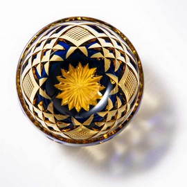 Taimuro Kobo TB5100-24 Crystal Edo Kiriko Yarai Uoko Crest Guinomi (Amber Ruri) TB5100-24 in a Paulownia Box, Made in Japan