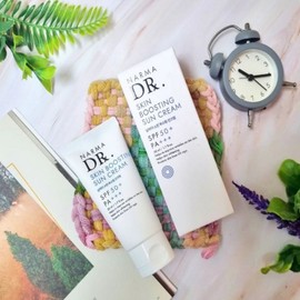 Partner company Whitening wrinkle functional sun cream UV protection skin protection skin boosting sun cream for all skin types 50ml / 미백 주름 기능성 선크림 자외선차단 피부보호 모든피부용 스킨부스팅 선크림 50ml