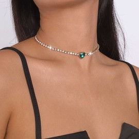 Zeshimb Heart Crystal Tennis Necklace Emerald Love Heart Choker Necklace Green Crystal Heart Tennis Choker Sparkly Rhinestone Chain Bridal Wedding Necklace Jewelry for Women