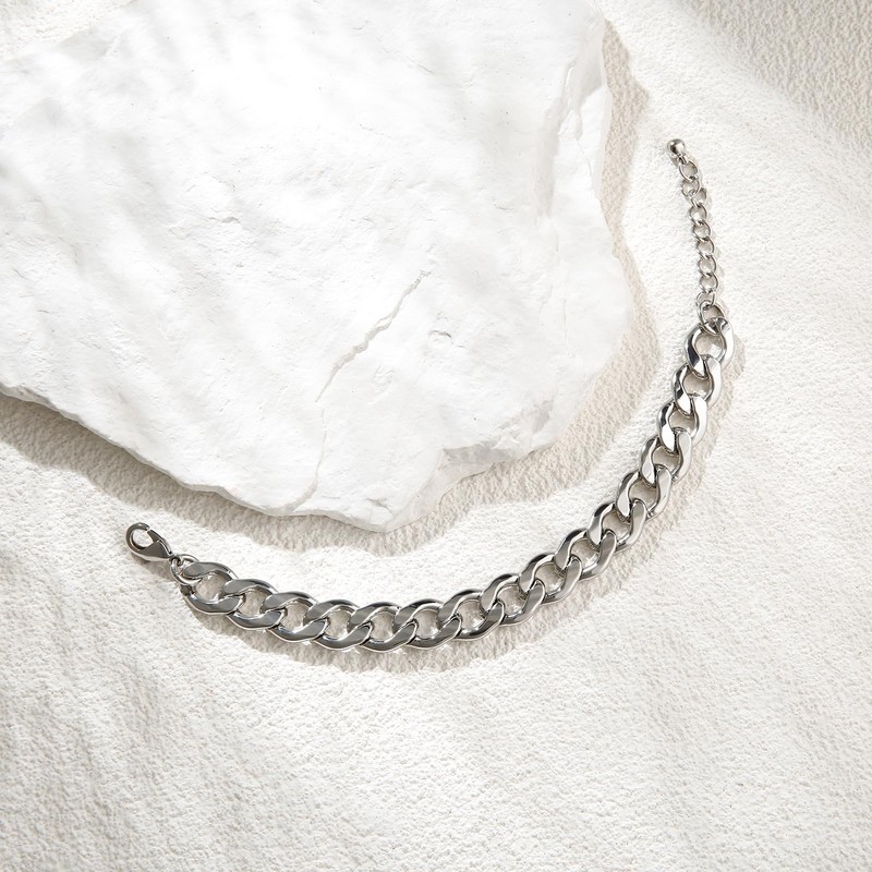 LANE WOODS Chunky Gold Bracelet for Women 14k Gold Plated