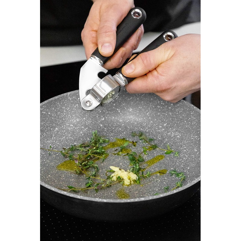 MasterClass Garlic Press with Soft Grip Handle, Stainless Steel, 17.5