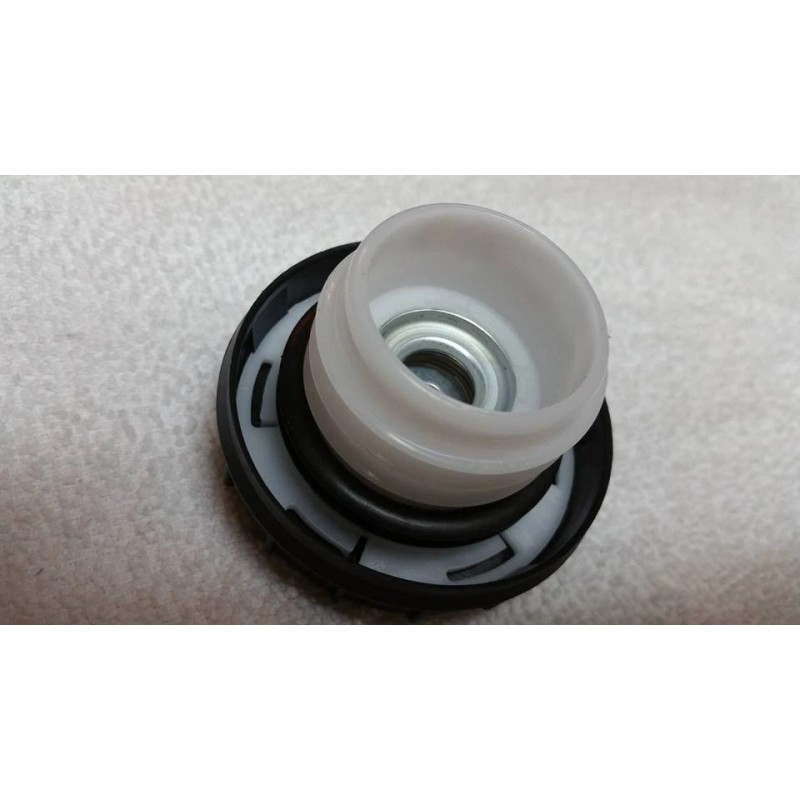 Suzuki Boulevard C90 C90T Gas Cap Fuel Cap