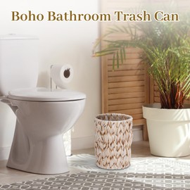 hardcometrue Boho Wicker Trash Can with Lid,Waterproof Bathroom Trash Can Hand Woven Wicker Waste Baskets for Kitchen Office Bedroom