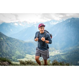 Jumping Bird Baseball Cap (Men & Women) • Baseball Cap as Sports Cap • Cool Cap • Baseball Cap / Sports Cap • Peaked Cap • Cotton, bordeaux