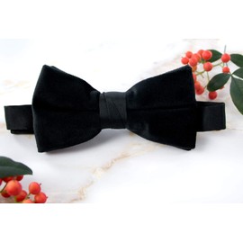 Spring Notion Men's Pretied Velvet Bow Tie Black