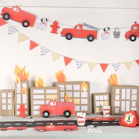 Meri Meri Fire Truck Garland (Pack of 1)