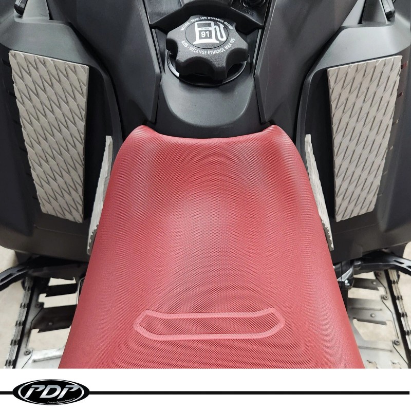 Proven Design Products 2023 Ski-Doo 850 XRS DIAMOND GRIP KNEEPAD