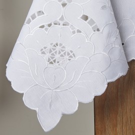 Violet Linen Sapphire Embroidered Design Tablecloth, 60 in, White