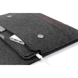 Pack & Smooch MacBook Pro 13 Case (Touch Bar/Touch ID) - 100% Merino Wool Felt And Pure Vegetable Tanned Leather Made in Germany - Dark Gray/Dark Brown