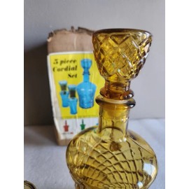Royal Sealy 5 pc Cordial Set N.I.B. Amber • Decanter with Stopper 4 Shot Glasses