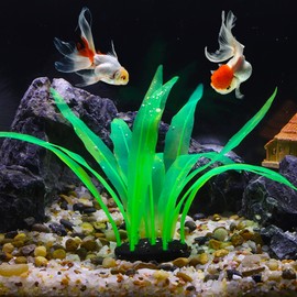 VOCOSTE Soft Silicone Glowing Aquatic Artificial Seaweed, Fluorescence Aquarium Kelp for Fish Tank Decoration, Green