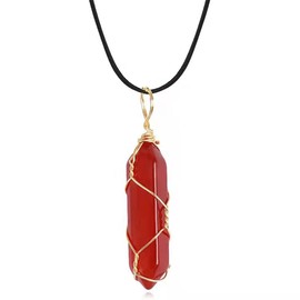 Oilmal Red Crystal Necklace, Carnelian Necklace Crystal Red Agate Pendant Jewelry Decoration Gemstone Pendant Spiral Wire Wrapped Gift for Girls Boys