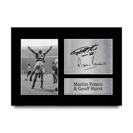 HWC Trading A4 Geoff Hurst & Martin Peters England Gifts Printed Autograph For Fans And Fans - A4