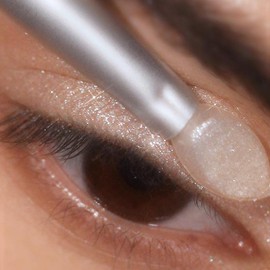 Chroma Light Shadow (001, Fairy Dust)