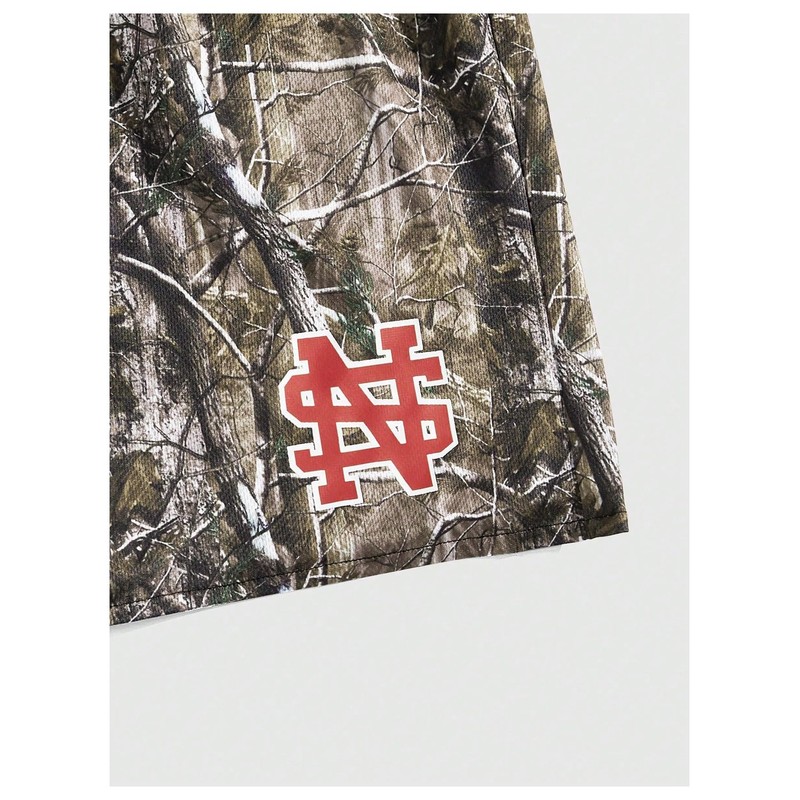 VIPWOLF Men's Camo Shorts Y2K Letter Graphic SweatShorts Drippy Streetwear