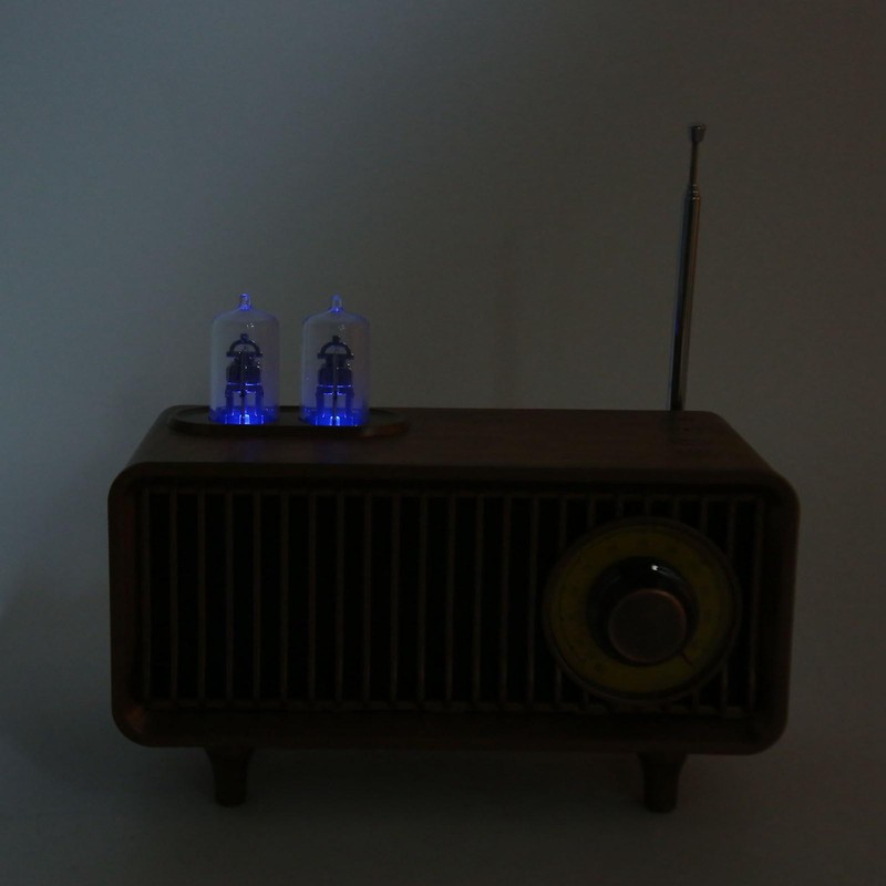 Mini Wooden FM Stereo Sound Radio Vintage Imitation Wood Grain