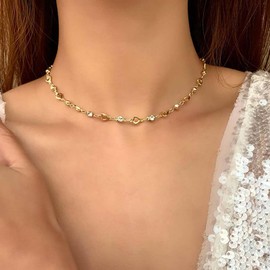 Cybche Boho Strass Halskette Choker Gold Winzige Herz Station Halskette Vintage Hohlen Liebe Herz Halskette Cz Herz Kurze Kette Halskette Kubischer Zirkoniumdioxid Choker Halskette Schmuck Für Frauen