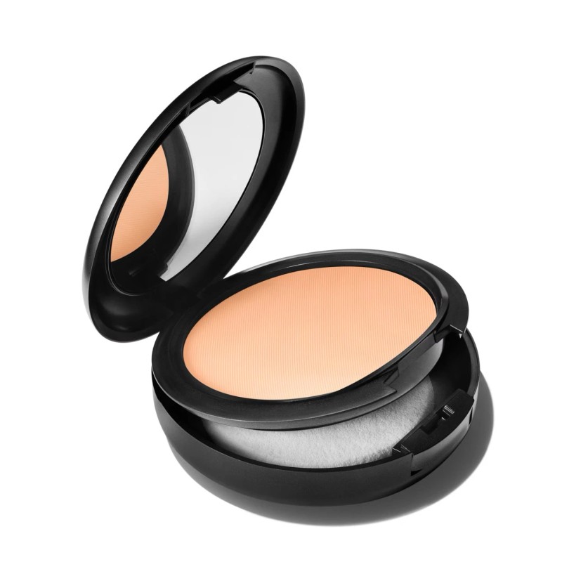 M·A·C NC25 MAC Studio Fix Powder Plus Foundation Full Size