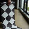 auxua Black Vinyl Marble Flooring Roll – Small Size (15.7”