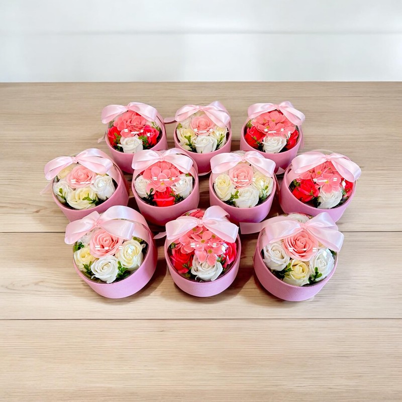 Flowerbox mit Seifenblumen – Hortensien & Rosen im rosa Geschenkset