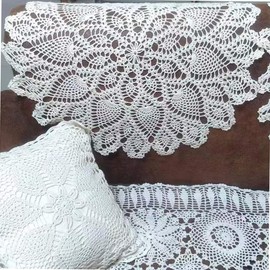 gracebuy 60cm Beige Round HANDMADE Floral Crochet Lace Tablecloths Doilies