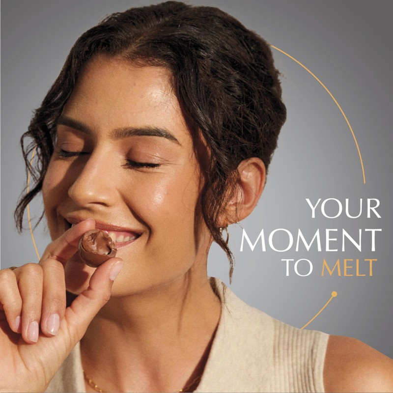Lindt LINDOR Milk Assorted Chocolate Candy Truffles, Chocolate Candy with