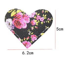 Leather Bookmark Handmade with Heart Design， Leather Heart Bookmark Heart Page Corner Handmade Bookmark Leather Reading Cute Bookmarks Accessories (5 Color)