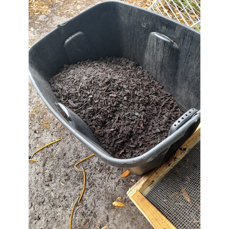 Soil Sifter, great for sifting soil, dirt, peat moss and
