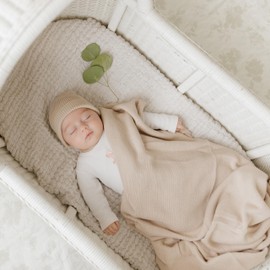 Bleu La La Luxe Collection 100% Organic Luxury Knit Baby Blanket + Hat Set (Oatmeal)
