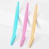 Eyebrow trimmer, beauty accessory, eyebrow razor / 아이브로우트리머 뷰티소품 눈썹 칼