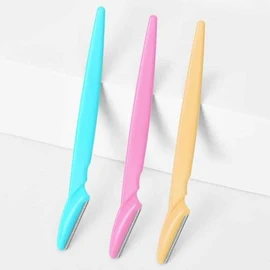 Eyebrow trimmer, beauty accessory, eyebrow razor / 아이브로우트리머 뷰티소품 눈썹 칼