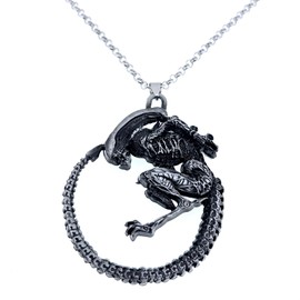 SephSmith Movie Jewelry Punk Warrior Alien Goth Horror Giger Pendant Aliens Predator AVP Necklace Fans Christmas Cosplay Gift (Silver)