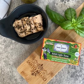 Discoverer 6 Flavor Variety Pk Canned Wild Pole & Line Tuna Fillet in Olive Oil (6 Pk) Mediterranean Diet Turmeric Curry, Basil, Ginger, Piri Piri, Oregano, Bell Pepper - Hand-Packed in PORTUGAL