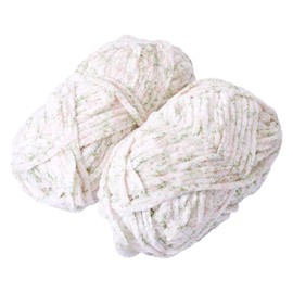 Beadthoven 2 Skeins Thick Soft Chenille Yarn 6 mm Wide Chunky Polyester Yarn White Bulky Yarns for Knitting & Crochet Craft Bags Hats Blankets Pillow Cushion Pet Bed Making