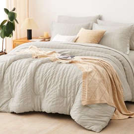 CozyLux Full Seersucker Comforter Set with Oatmeal Bed in a Bag 7-Pieces All Season Bedding Sets with Comforter, Pillow Sham, Flat Sheet, Fitted Sheet, Pillowcase