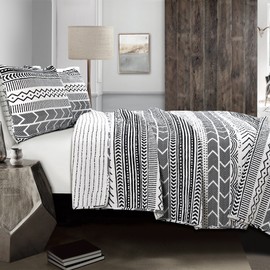 Lush Decor Quilt Hygge Geo Pattern Striped 3 Piece Bedding Set, King, Black & White