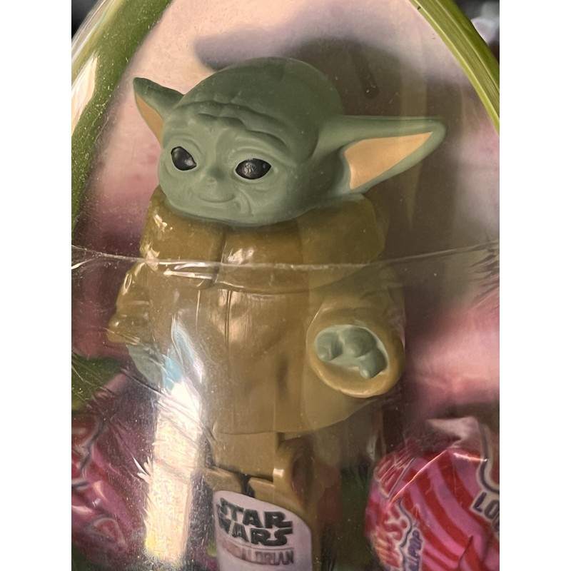 Pop Ups The Mandalorian® POP UPS! LOLLIPOP® in Plastic Egg