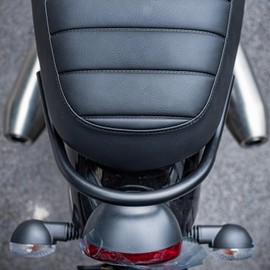 Fayedenicy Rear Passenger Seat Hand Grab Bar Rail Tail Handle Bracket Pillion Armrest Black for Triumph Street Twin 900 (2016-2022) Speed Twin 900 (2023-2024) Motorcycle Rear Luggage Support