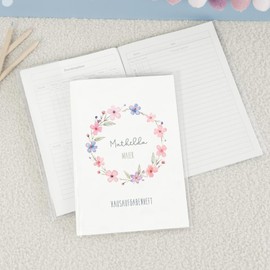 hellomini Hausaufgabenheft-Hülle DIN A5 – Personalisierter Einleger mit Name – liebevolle Motive – Schutzhülle für Schule & Vorschule Opt. Hausaufgabenheft (Blumenkranz Bunt, Einleger + Hülle)