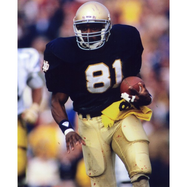 TIM BROWN NOTRE DAME FIGHTING IRISH 8X10 SPORTS ACTION PHOTO (A)