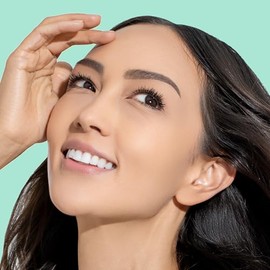 wet n wild Mejora y define el rímel Megawear, fórmula voluminizadora de gel suave que promueve pestañas completas y saludables, enriquecidas con prote