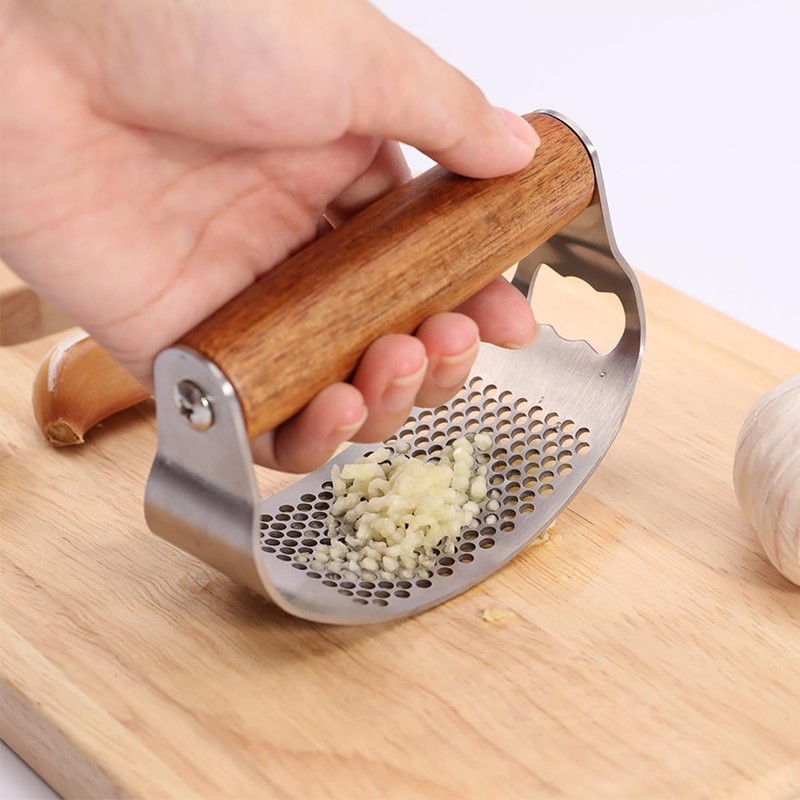 Nicear Professional Stainless Steel Garlic Press and Crusher with Ergonomic