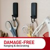 Command Ganchos de Pared Decorativos Medianos, 2 Ganchos Negros y