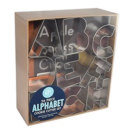 R&M International Alphabet - Cortadores de galletas de 3 pulgadas, juego de 26 piezas en caja de regalo