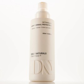 Daily Naturals Clean Beauty Detangler with Thermal Protection 250ml