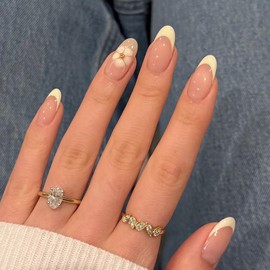 RIICFDD 24 Uas Postizas De Almendra Medianas Con Puntas Francesas Color Amarillo Mantequilla, Uas Postizas Nude Con Diseo Floral Y Cuentas Doradas, Uas Acrlicas Reutilizables Para Mujer.